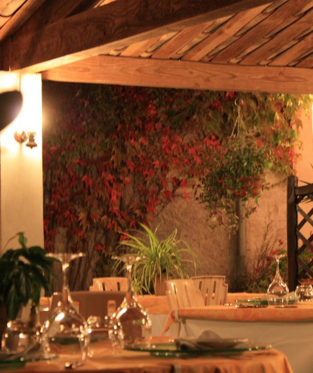 Logis Hotel Restaurant Les Norias Cazilhac  Exterior foto